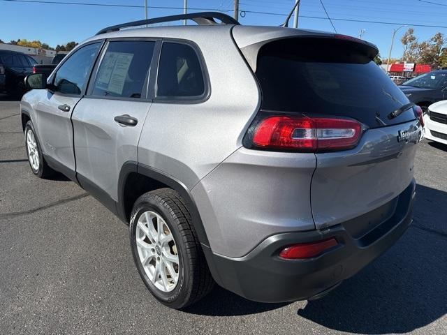 used 2016 Jeep Cherokee car, priced at $6,274