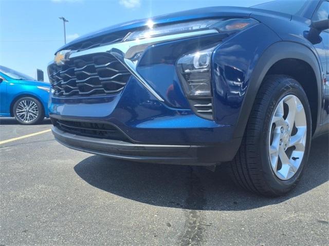 used 2024 Chevrolet Trax car, priced at $20,332