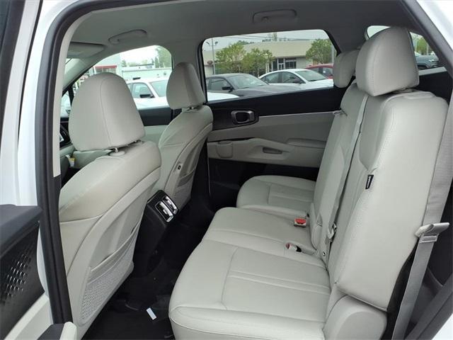 new 2026 Kia Sorento car, priced at $38,330