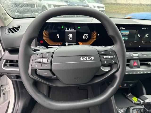 new 2025 Kia K4 car, priced at $24,060