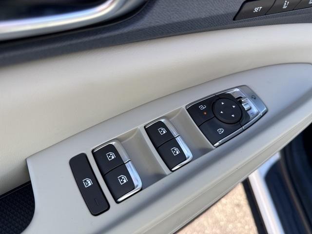 new 2026 Kia Carnival Hybrid car, priced at $49,425