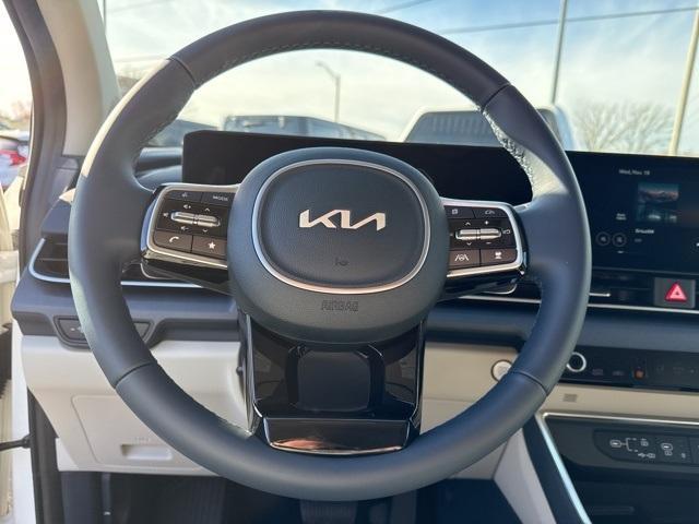 new 2026 Kia Carnival Hybrid car, priced at $49,425