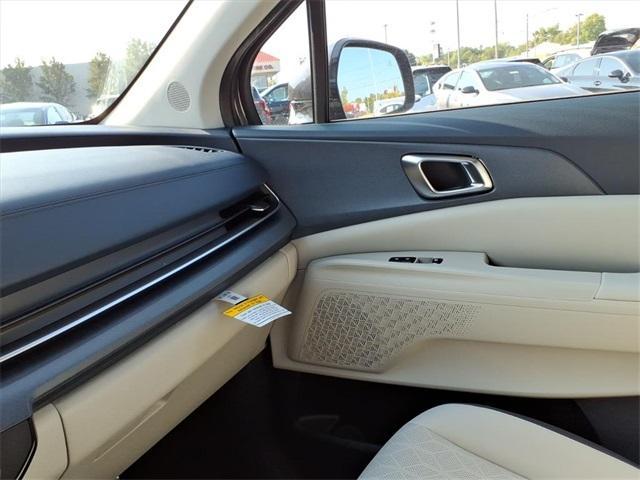 new 2026 Kia Carnival Hybrid car, priced at $44,150