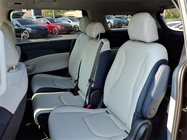 new 2026 Kia Carnival Hybrid car, priced at $44,150