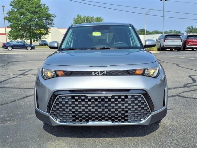 new 2025 Kia Soul car, priced at $25,054