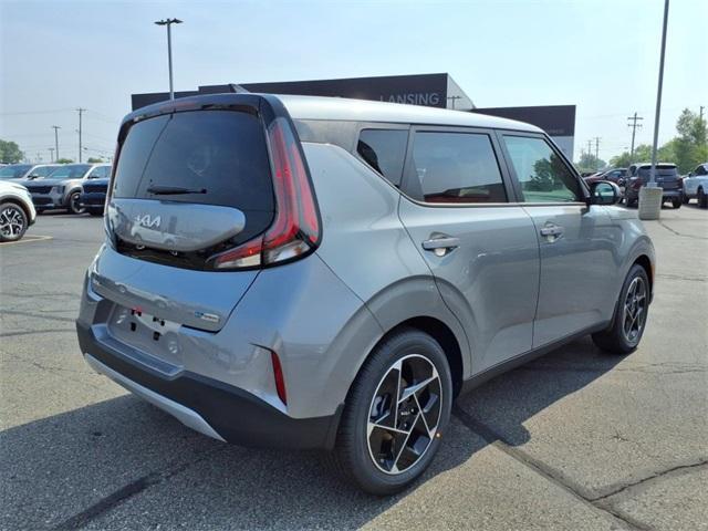 new 2025 Kia Soul car, priced at $25,054