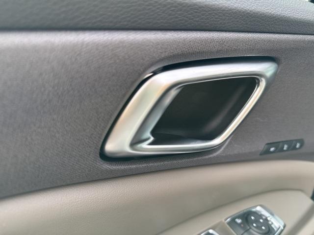 new 2026 Kia Carnival car, priced at $43,070