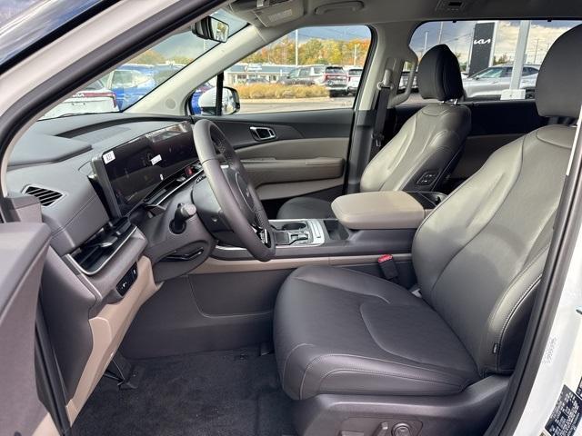 new 2026 Kia Carnival car, priced at $43,070