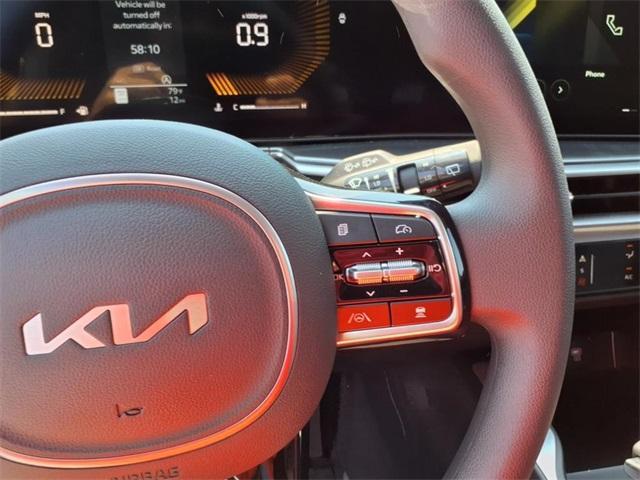 new 2025 Kia Sorento car, priced at $31,636