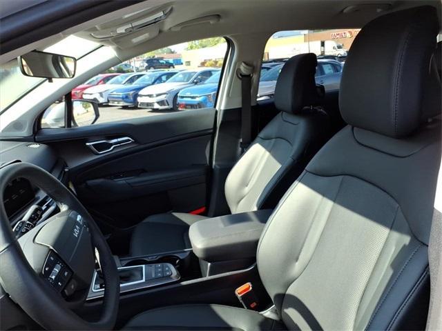 new 2026 Kia Sportage car, priced at $33,700