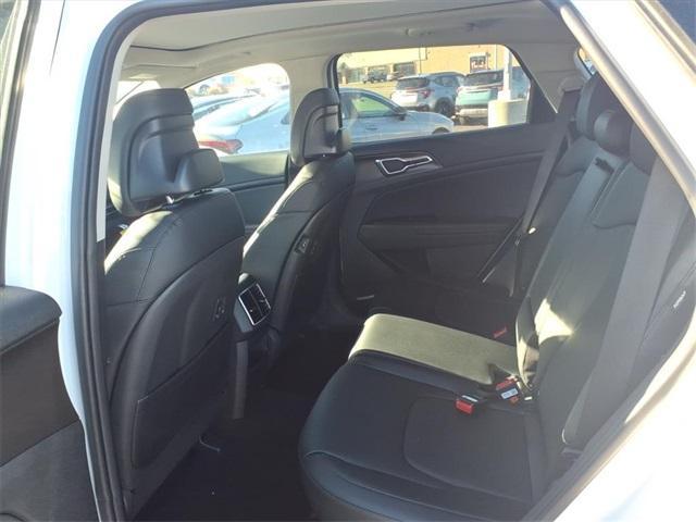new 2026 Kia Sportage car, priced at $33,180
