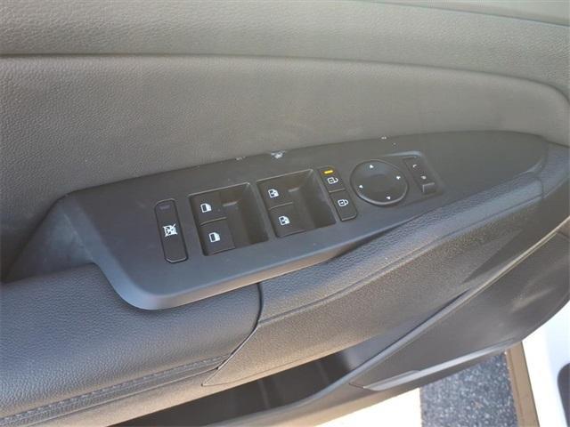 new 2026 Kia Sportage car, priced at $33,180