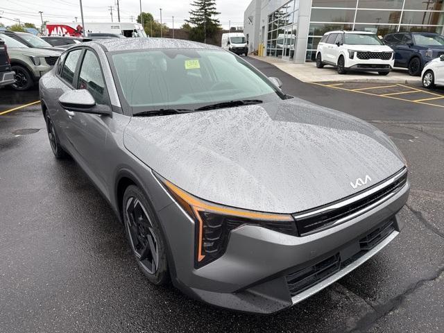 new 2025 Kia K4 car, priced at $24,185