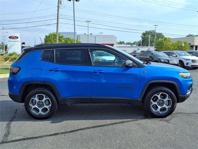 used 2022 Jeep Compass car, priced at $20,019