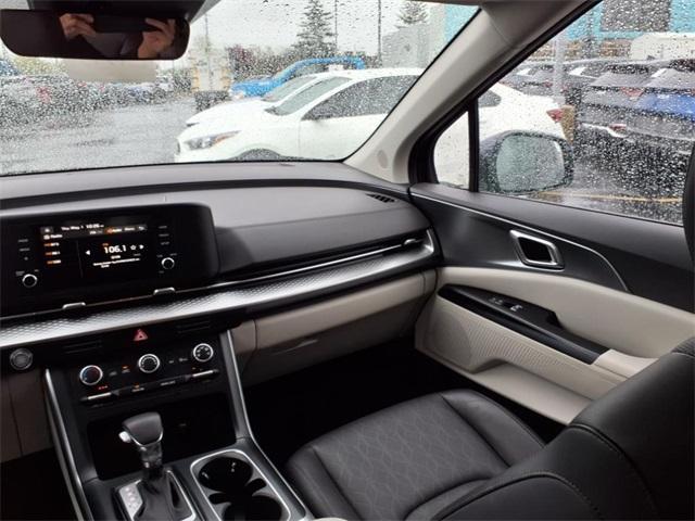 used 2024 Kia Carnival car, priced at $37,525