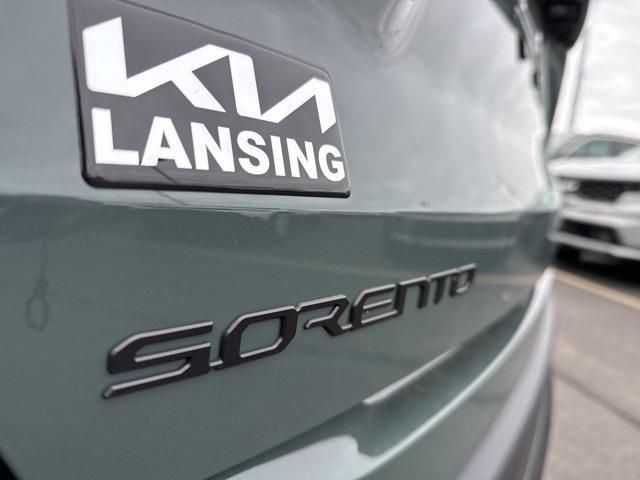 new 2026 Kia Sorento Hybrid car, priced at $48,260
