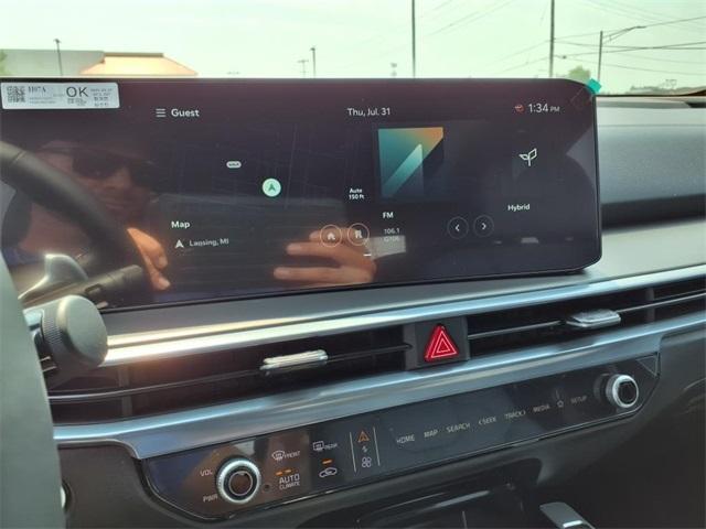 new 2025 Kia Sorento Hybrid car, priced at $44,239