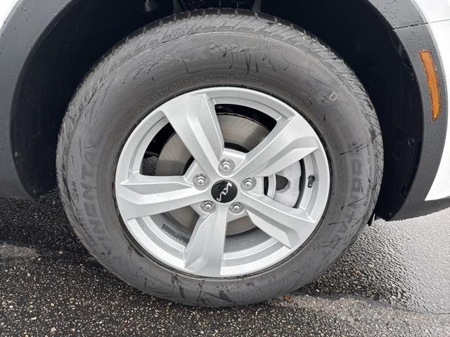 new 2026 Kia Sorento car, priced at $32,895