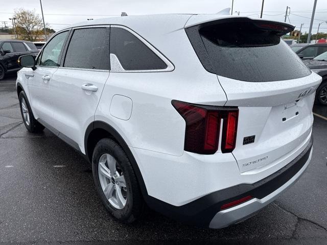 new 2026 Kia Sorento car, priced at $32,895