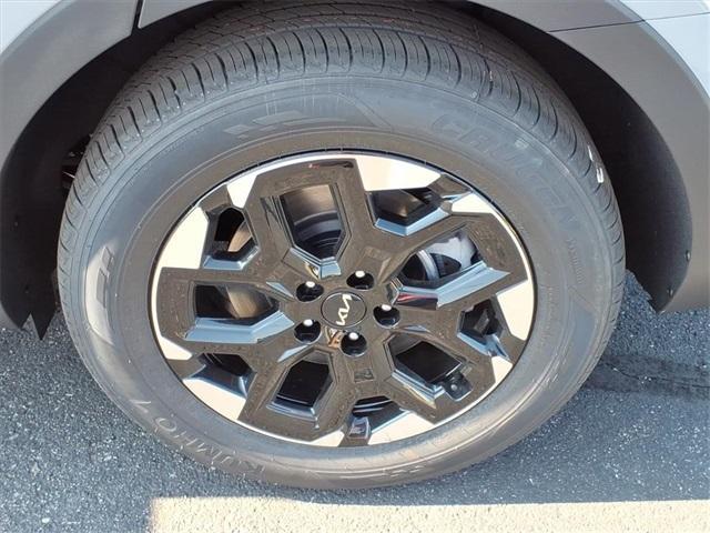 new 2026 Kia Sorento car, priced at $35,295