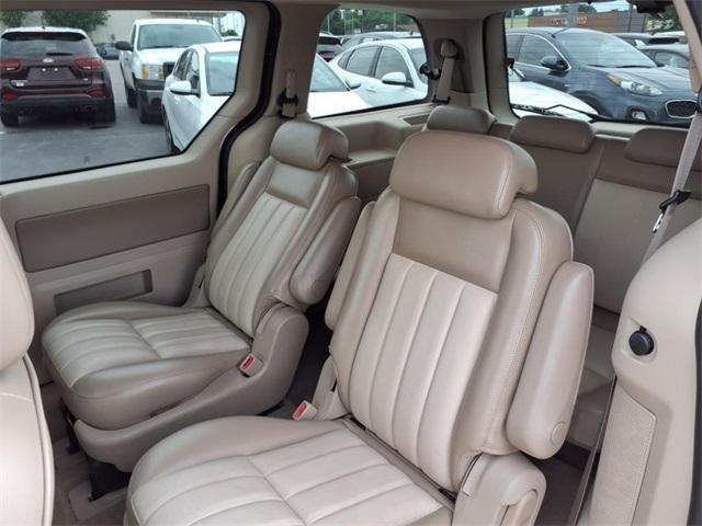 used 2005 Mercury Monterey car, priced at $3,869
