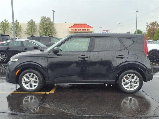used 2022 Kia Soul car, priced at $19,469