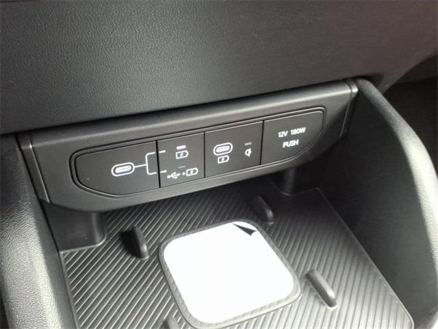 new 2025 Kia K4 car, priced at $31,575