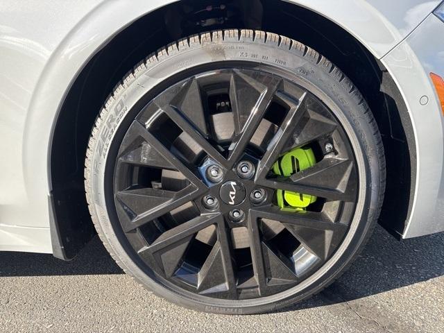 new 2026 Kia K5 car, priced at $39,315