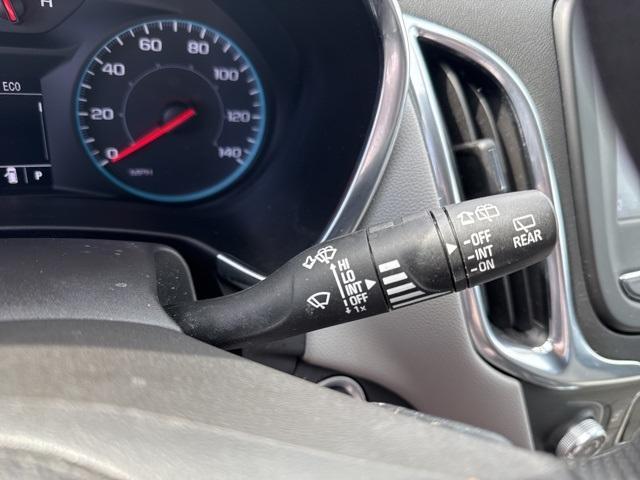 used 2021 Chevrolet Equinox car, priced at $17,875
