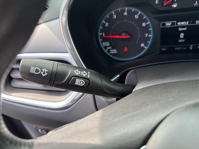 used 2021 Chevrolet Equinox car, priced at $17,875