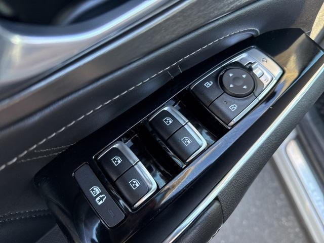 used 2023 Kia Sorento car, priced at $31,999