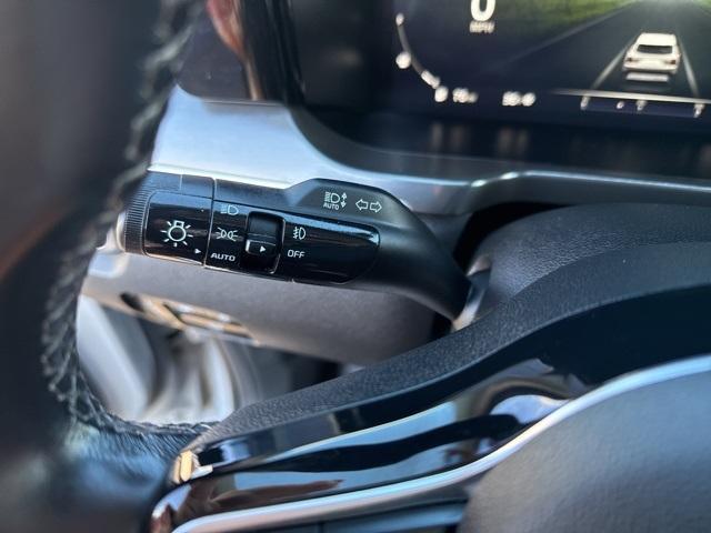 used 2023 Kia Sorento car, priced at $31,999