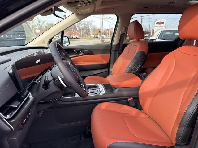 new 2026 Kia Carnival Hybrid car, priced at $50,500