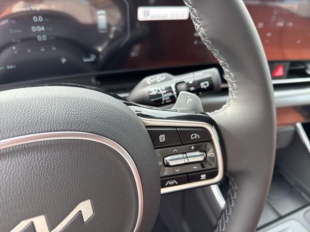 new 2026 Kia Carnival Hybrid car, priced at $50,500