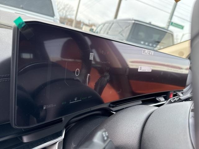 new 2026 Kia Carnival Hybrid car, priced at $50,500