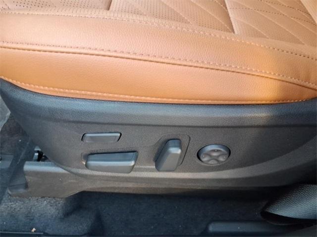 new 2025 Kia Telluride car, priced at $50,780