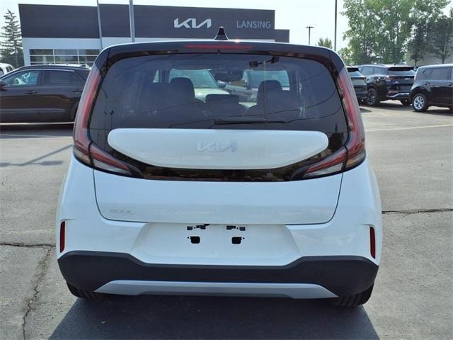new 2025 Kia Soul car, priced at $25,877