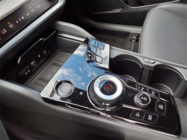 new 2025 Kia Sportage Plug-In Hybrid car, priced at $38,246