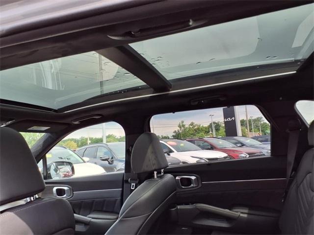 new 2025 Kia Sorento car, priced at $43,640