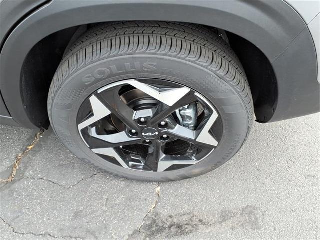 new 2026 Kia Seltos car, priced at $28,420