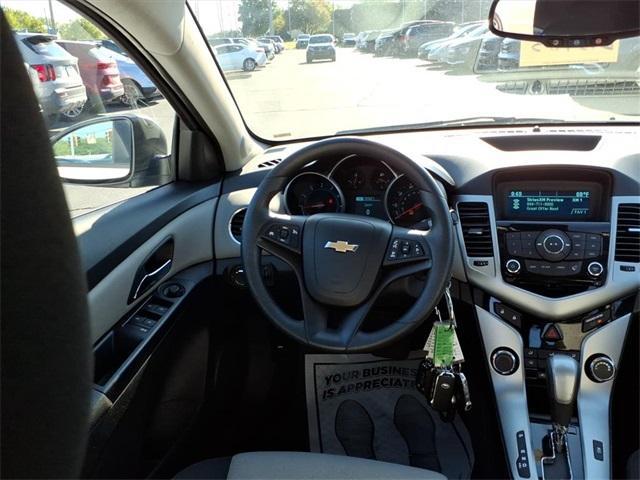used 2014 Chevrolet Cruze car, priced at $7,525