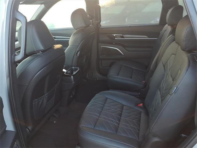 new 2025 Kia Telluride car, priced at $50,215