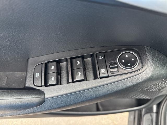 used 2023 Kia Seltos car, priced at $21,281