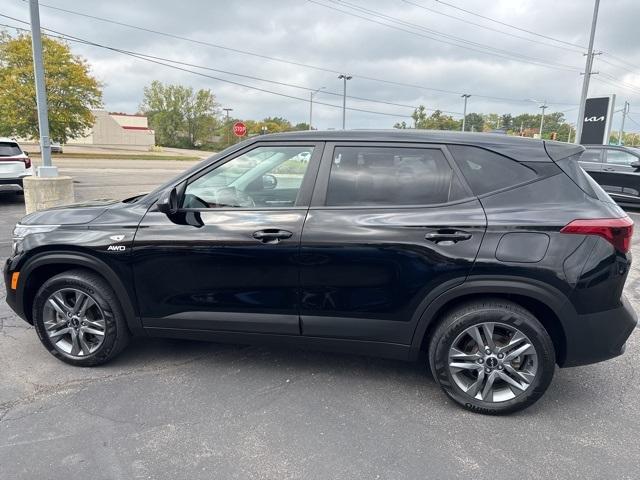 used 2023 Kia Seltos car, priced at $21,281
