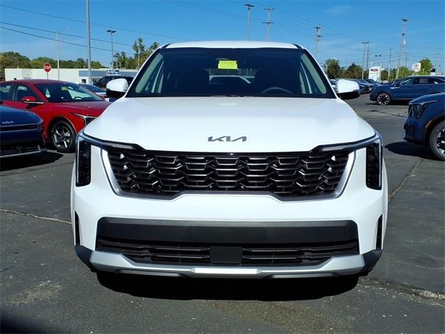 new 2026 Kia Sorento car, priced at $33,430