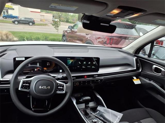 new 2025 Kia Sorento car, priced at $33,155