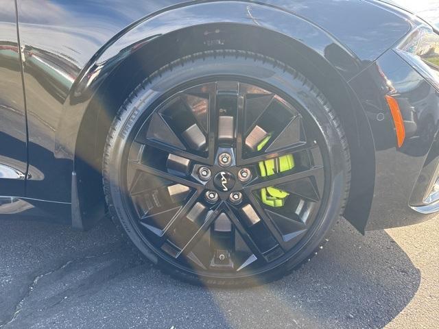 new 2026 Kia K5 car, priced at $38,775