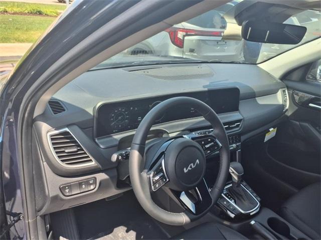 new 2025 Kia Seltos car, priced at $27,931