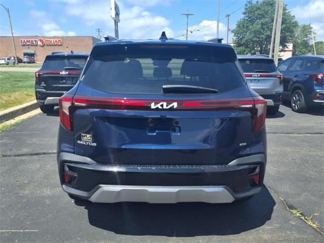 new 2025 Kia Seltos car, priced at $27,931