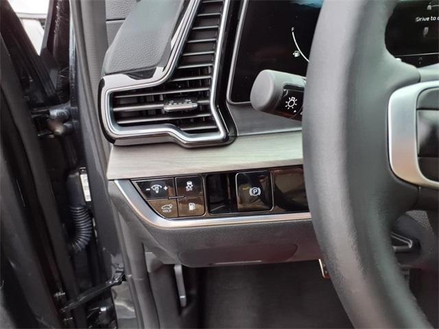 new 2025 Kia Sportage Plug-In Hybrid car, priced at $44,645